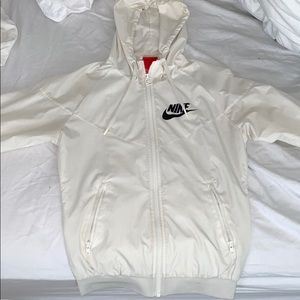 nike windbreaker